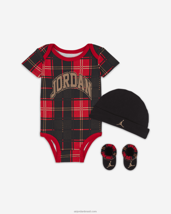 Conjunto Infantil De Body Xadrez Jordan, Chapéu E Sapatinhos 42484e1747 Fogo Vermelho Air Jordan